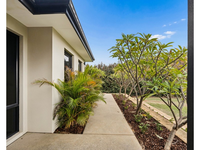 65 Todman Grove, Darling Downs WA 6122