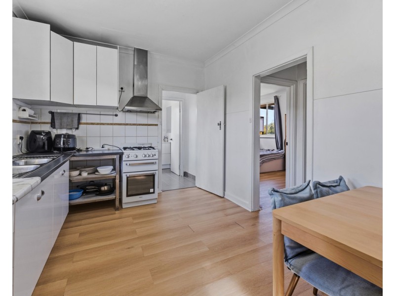7 Holford Way, Wilson WA 6107