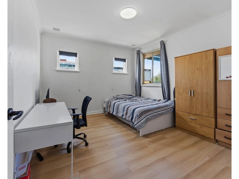 7 Holford Way, Wilson WA 6107
