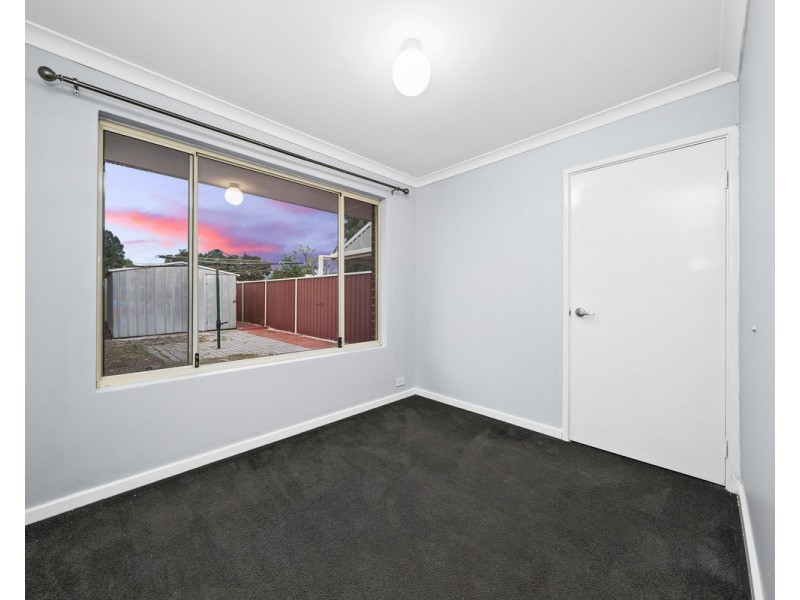 32 Prince Regent Boulevard, Gosnells WA 6110