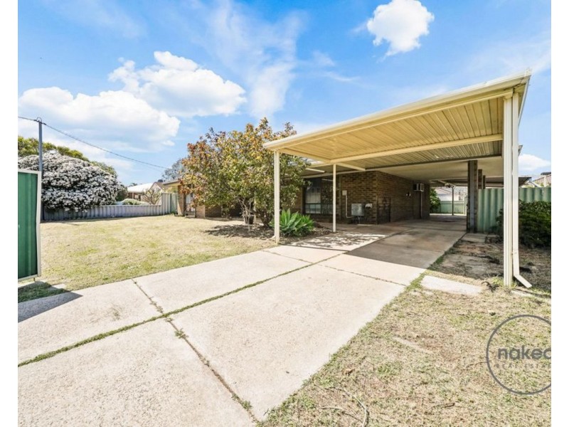 128 Dellar Road, Maddington WA 6109