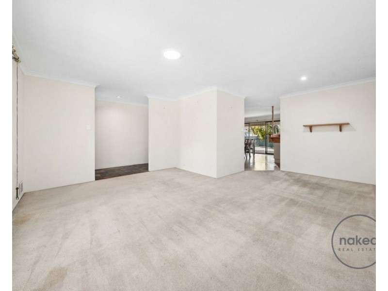 128 Dellar Road, Maddington WA 6109