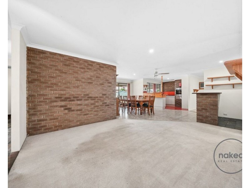 128 Dellar Road, Maddington WA 6109