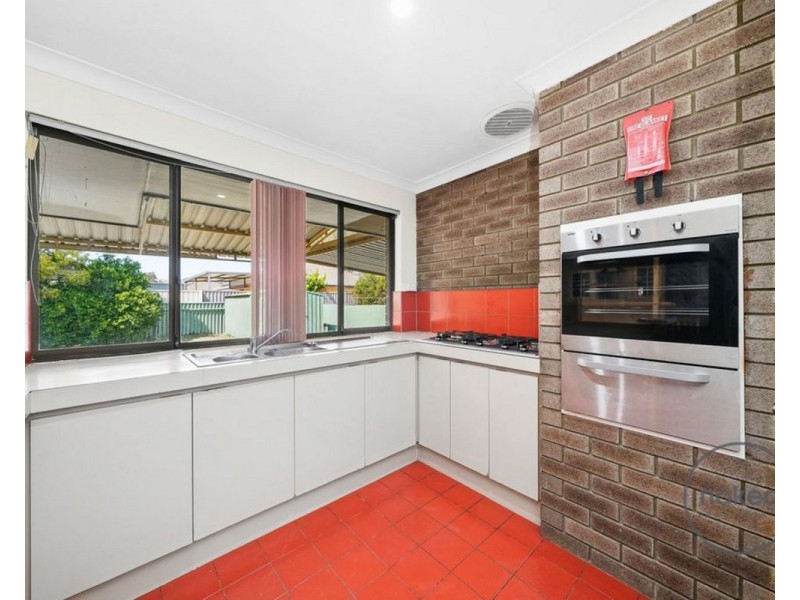 128 Dellar Road, Maddington WA 6109