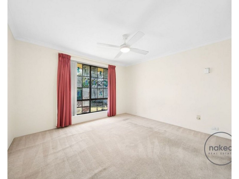 128 Dellar Road, Maddington WA 6109