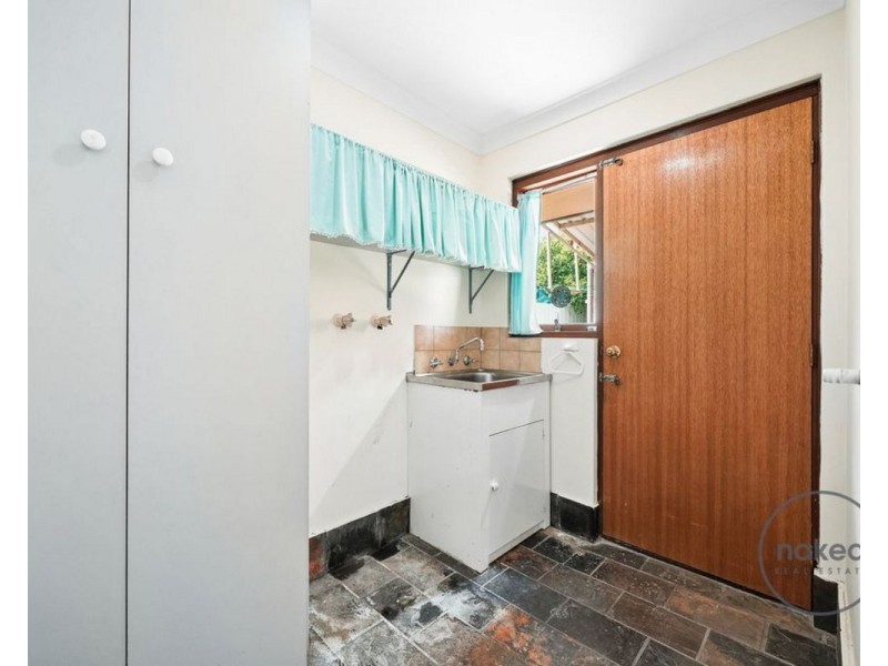 128 Dellar Road, Maddington WA 6109