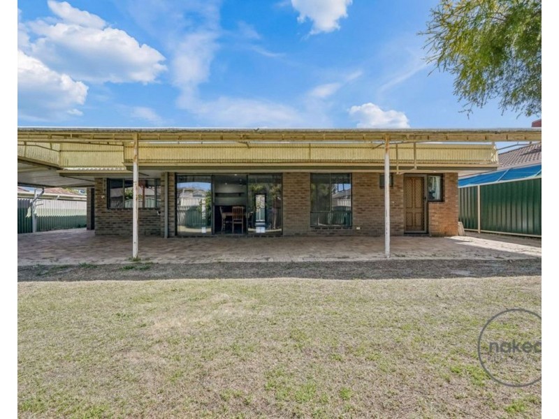 128 Dellar Road, Maddington WA 6109