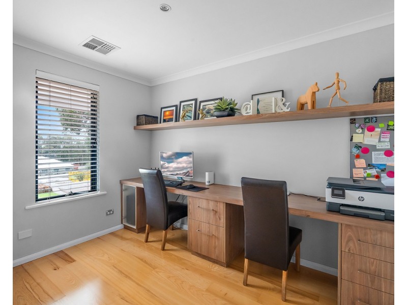 24 Meldrum Loop, Bedfordale WA 6112
