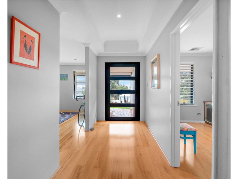 24 Meldrum Loop, Bedfordale WA 6112
