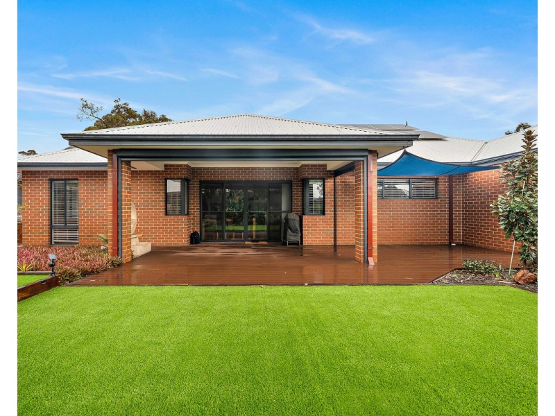 24 Meldrum Loop, Bedfordale WA 6112