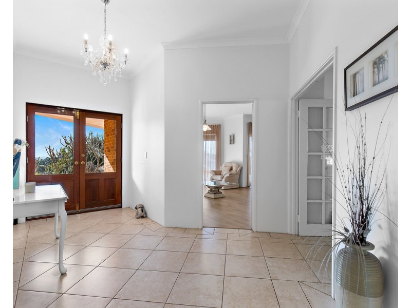 5 Kimber Rise, Bedfordale WA 6112