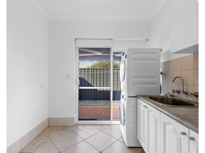 5 Kimber Rise, Bedfordale WA 6112
