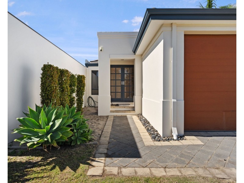 26 Stanton Road, Redcliffe WA 6104