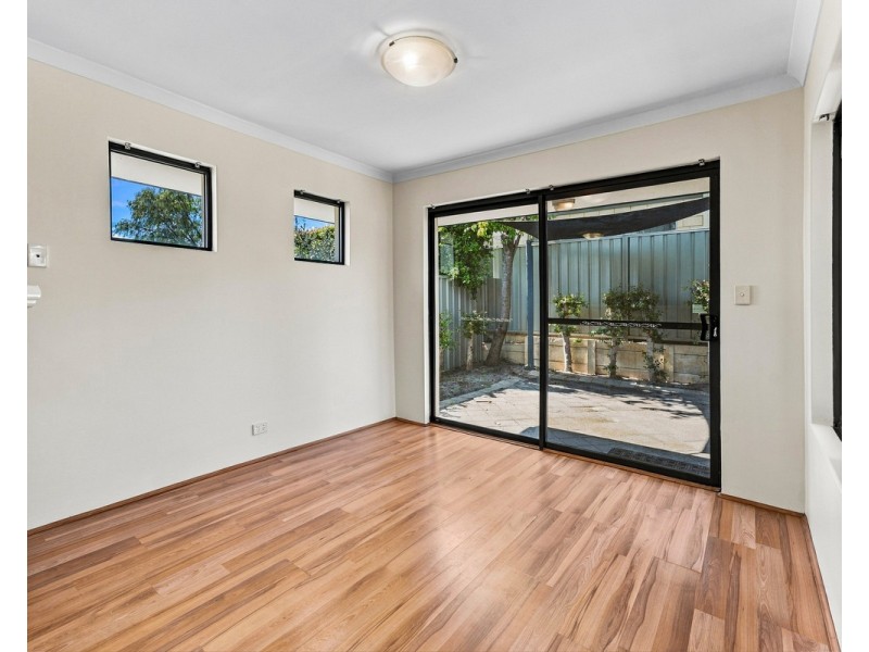 26 Stanton Road, Redcliffe WA 6104