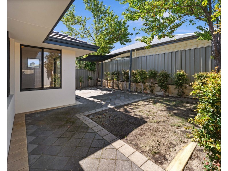26 Stanton Road, Redcliffe WA 6104