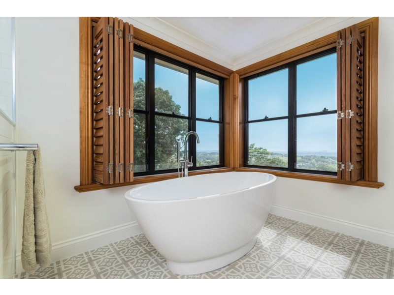 389 – 397 Flaxton Drive, Flaxton QLD 4560