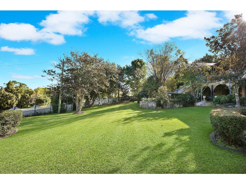 530 Mountain View Road, Maleny QLD 4552