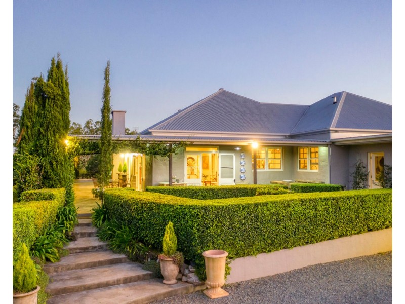 14 Balmoral Road, Montville QLD 4560