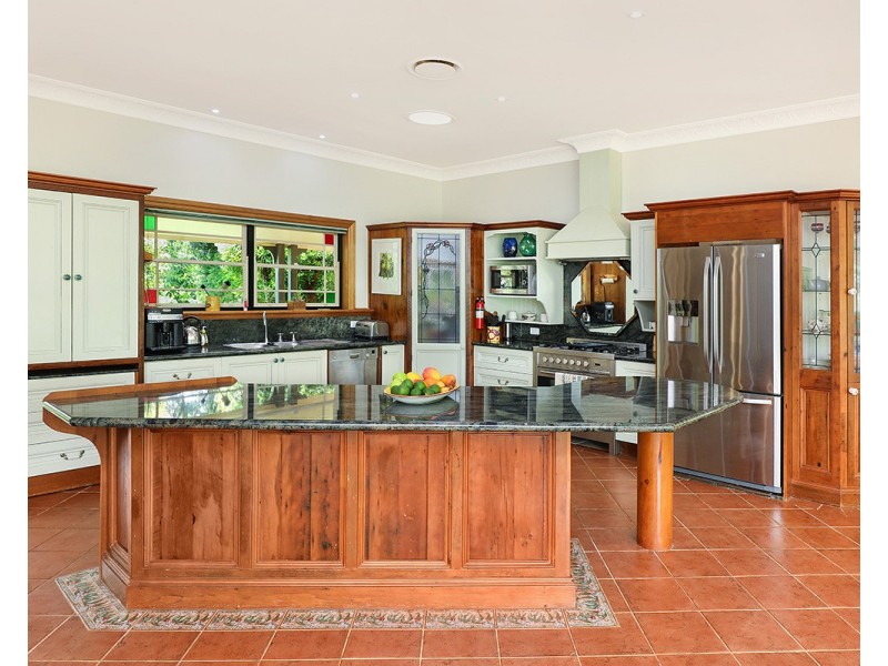 16 Glen Eden Court, Flaxton QLD 4560