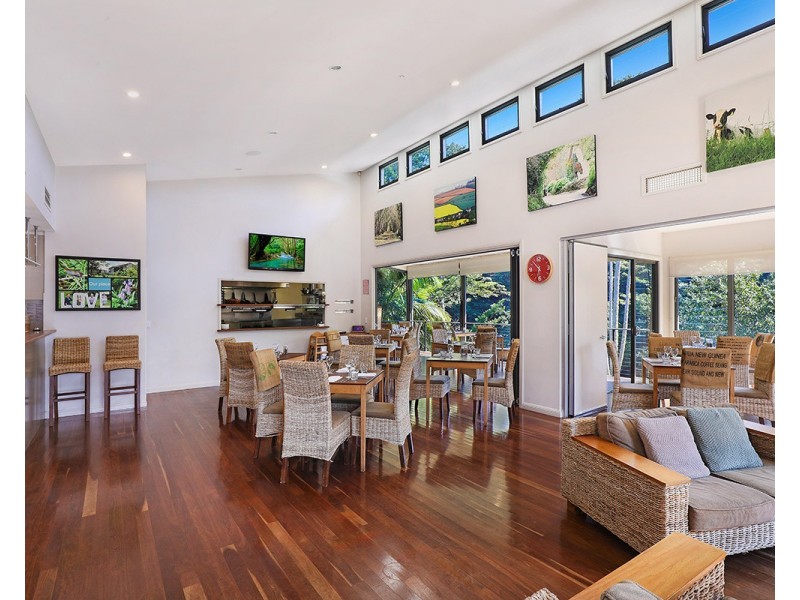 18 Lawyer Street, Maleny QLD 4552