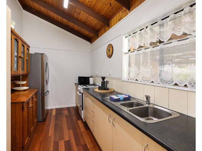 158 Teutoberg Avenue, Witta QLD 4552