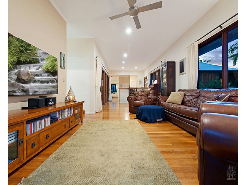 12 Woodchester Close, Rosemount QLD 4560