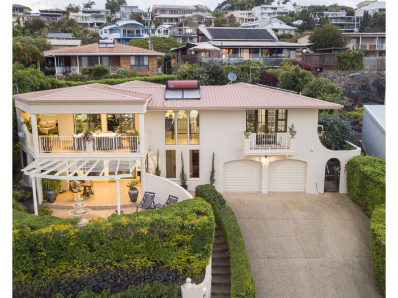 16 Tulong Court, Buderim QLD 4556