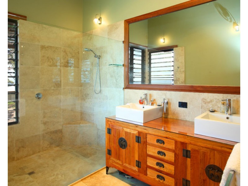 214 Hovard Road, Bald Knob QLD 4552