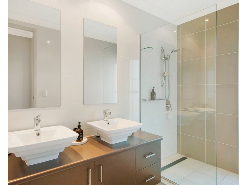 3B Whitecross Road, Bli Bli QLD 4560