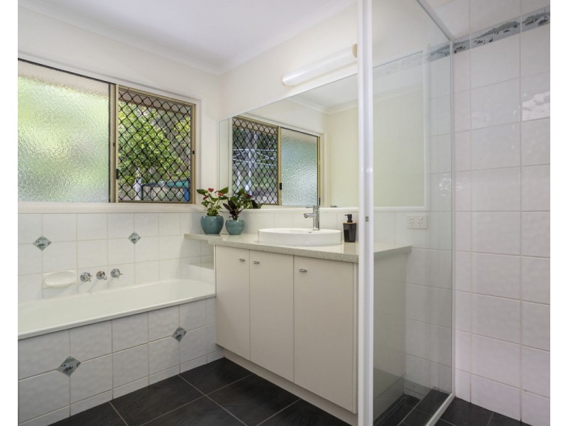 12 Bushbird Court, Diddillibah QLD 4559