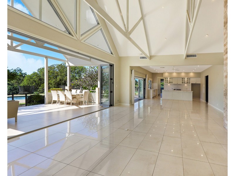 195 WINSTON Road, Palmwoods QLD 4555