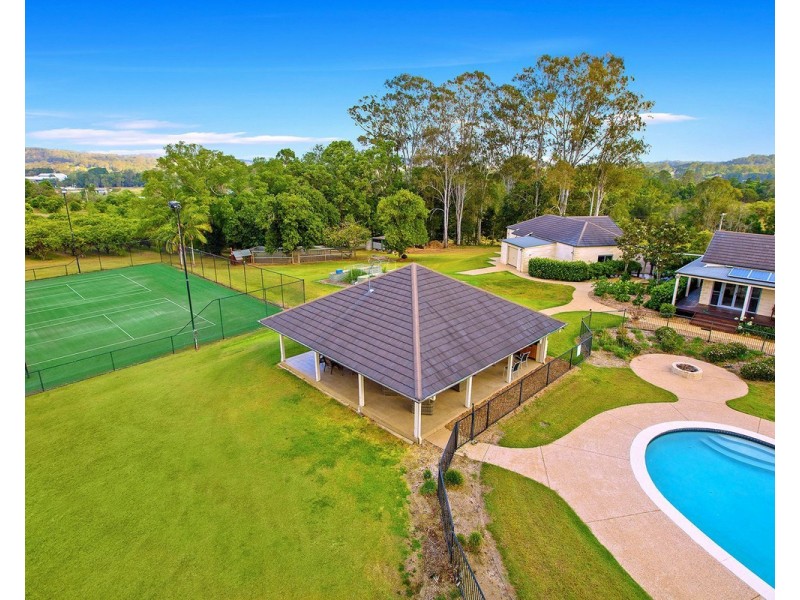 195 WINSTON Road, Palmwoods QLD 4555