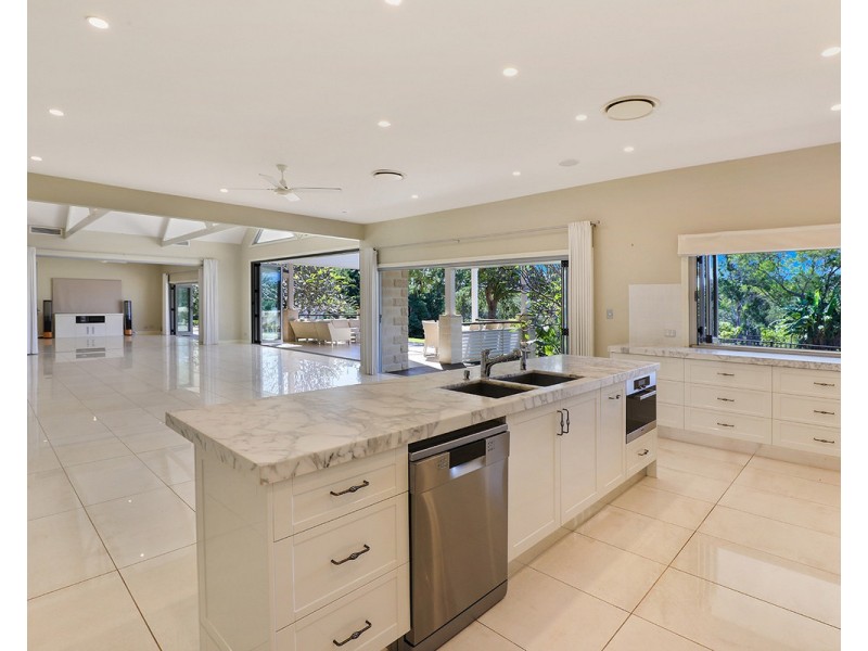 195 WINSTON Road, Palmwoods QLD 4555