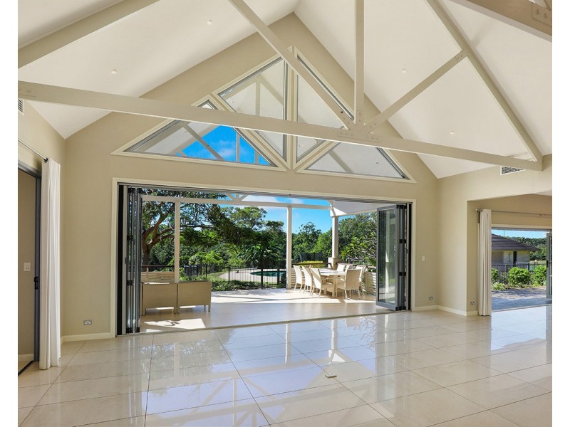 195 WINSTON Road, Palmwoods QLD 4555