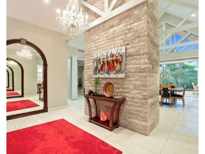 195 WINSTON Road, Palmwoods QLD 4555