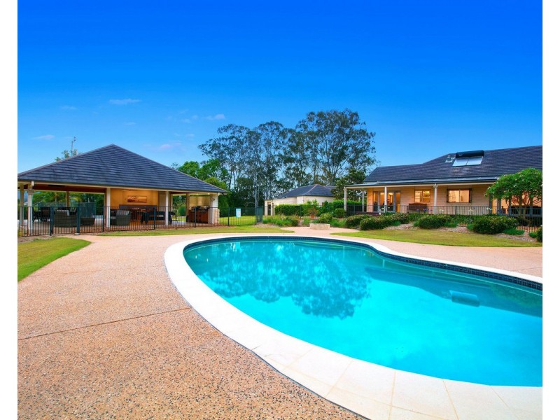 195 WINSTON Road, Palmwoods QLD 4555