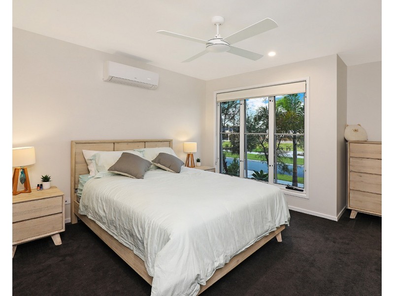 43 Greenview Terrace, Palmview QLD 4553