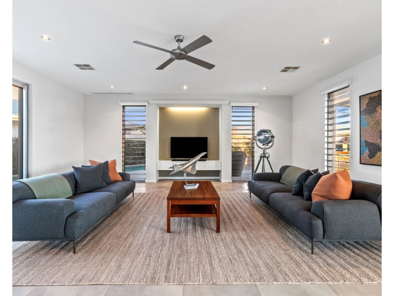 30 Yallanga Place, Mooloolaba QLD 4557