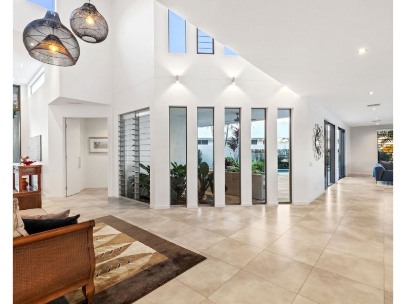 30 Yallanga Place, Mooloolaba QLD 4557