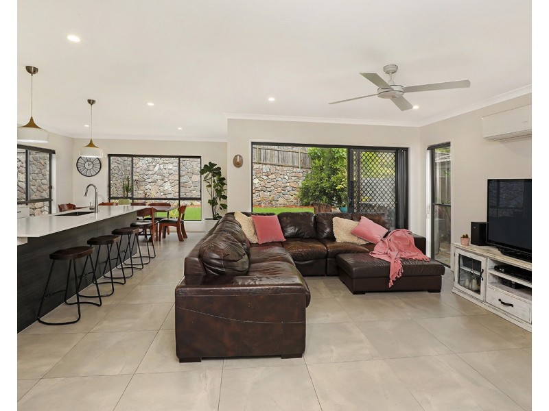 41 Kingfisher Drive, Bli Bli QLD 4560