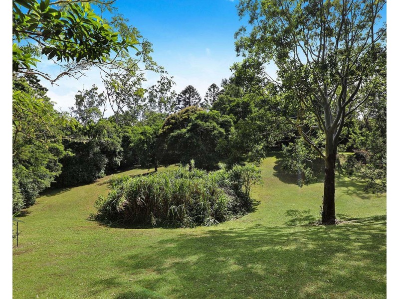 20 Balmoral Road, Montville QLD 4560