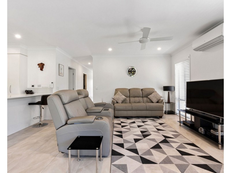20/1 Halcyon Way, Bli Bli QLD 4560