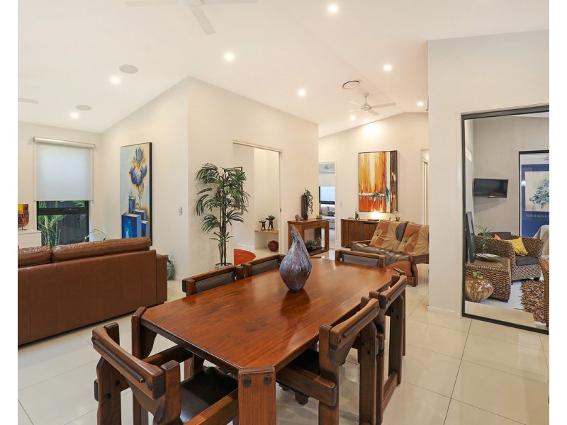 5/596 David Low Way, Pacific Paradise QLD 4564