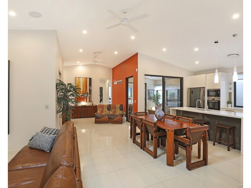 5/596 David Low Way, Pacific Paradise QLD 4564