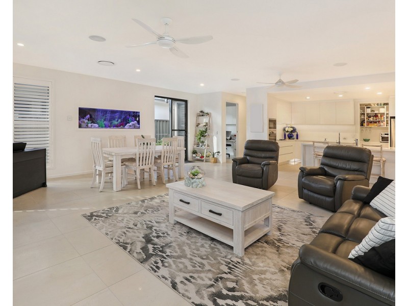99/596 David Low Way, Pacific Paradise QLD 4564