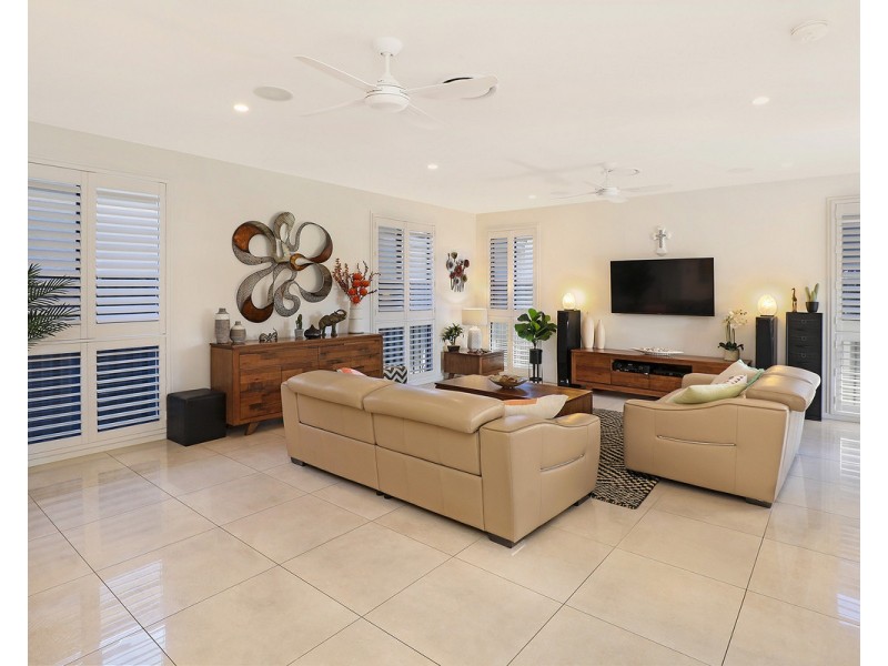 101/596 David Low Way, Pacific Paradise QLD 4564