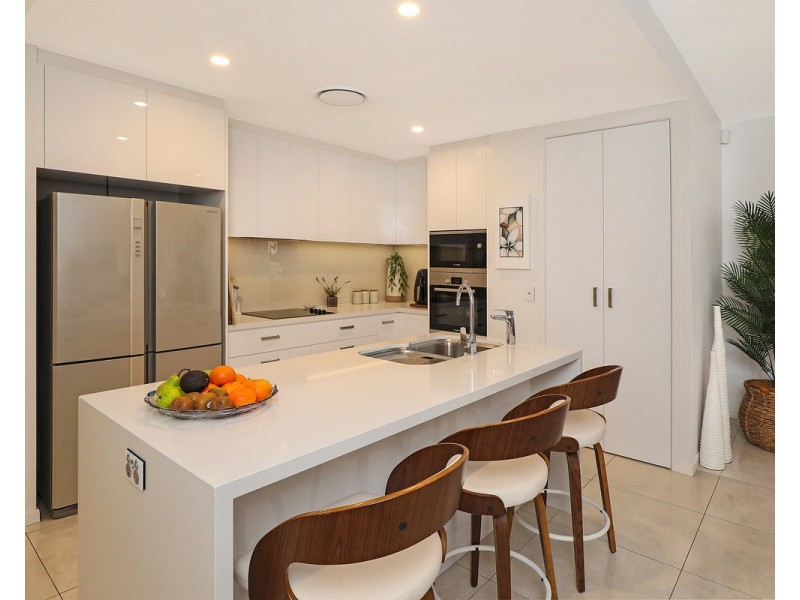 101/596 David Low Way, Pacific Paradise QLD 4564