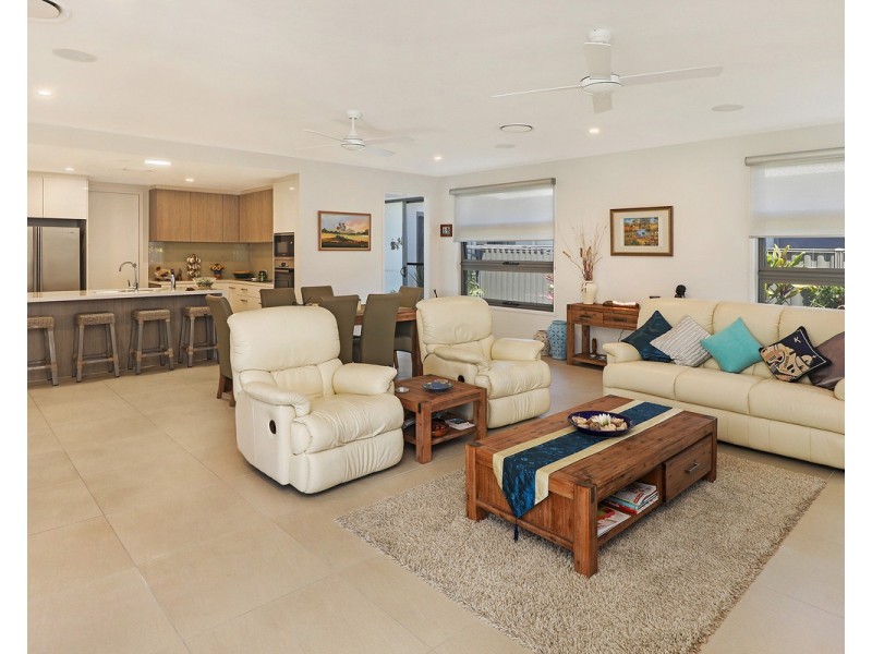 96/596 David Low Way, Pacific Paradise QLD 4564