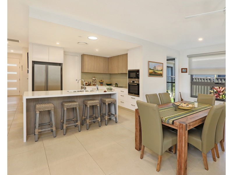 96/596 David Low Way, Pacific Paradise QLD 4564
