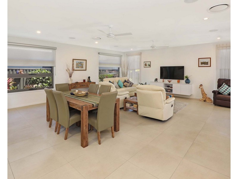 96/596 David Low Way, Pacific Paradise QLD 4564